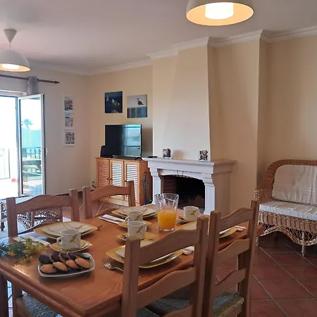 Ourico Apartment *