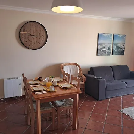Apartment Ourico *